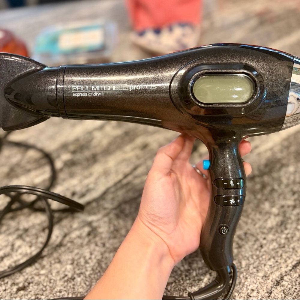 Paul Mitchell Protools Express Ion Blow Dryer